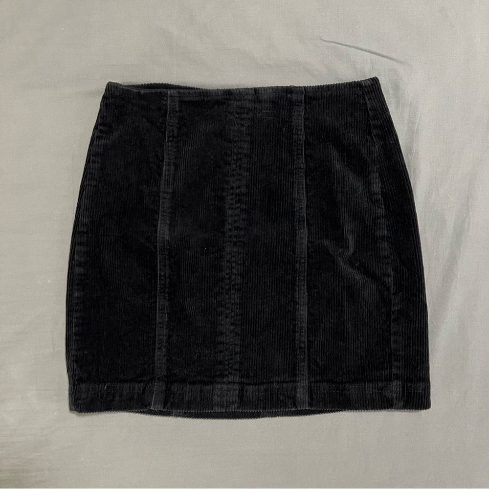 PacSun - High-Waisted Corduroy Mini Skirt (Black)